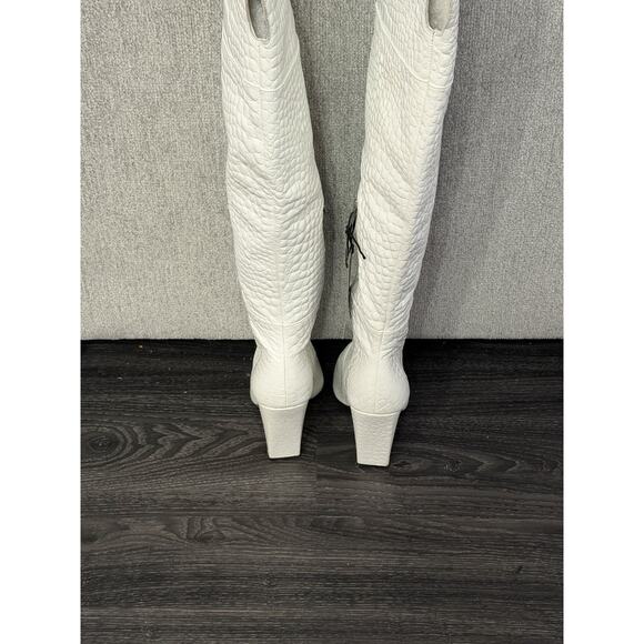 Vince Camuto Minnada White Coconut Cream Over The Knee Boots Size 9 - Picture 7 of 9